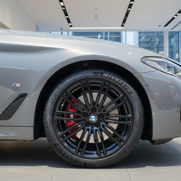 19” BMW 5 Series G30 664M M-Performance OE Wheels Set