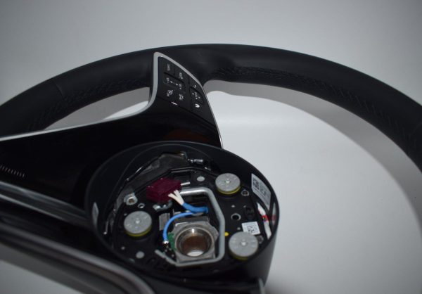 Mercedes Maybach Wooden Steering Wheel - Image 3