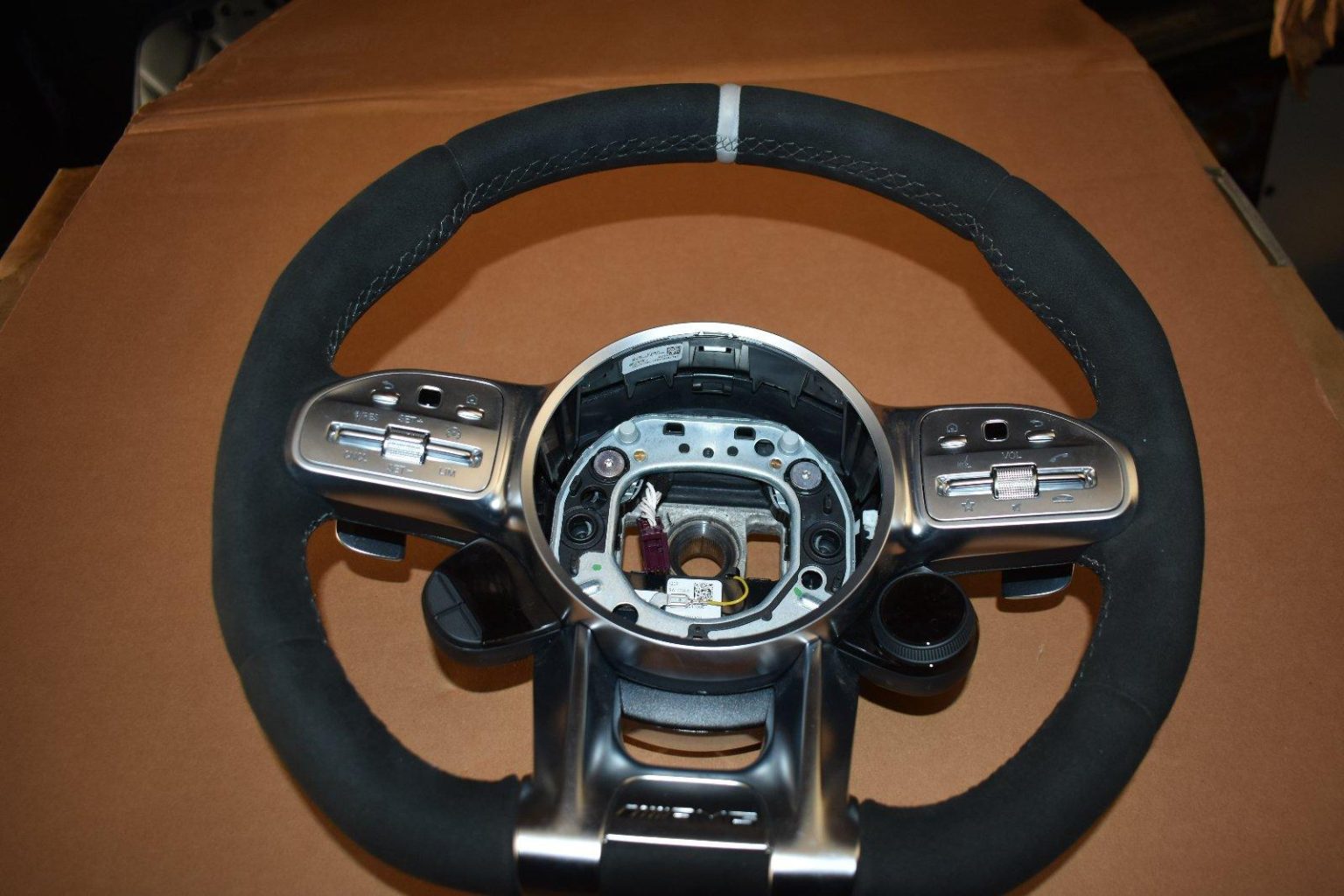 Genuine Mercedes-AMG Performance Steering Wheel - Image 2