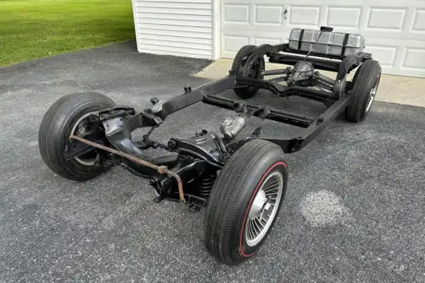 Chevrolet C2 Corvette Chassis - Image 4
