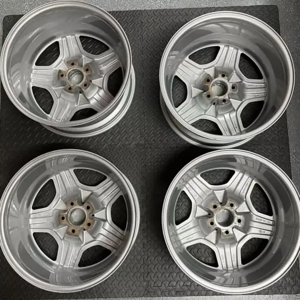 Mercedes Benz wheels - Image 2