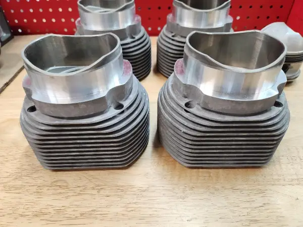 Pistons & Cylinders Porsche 547