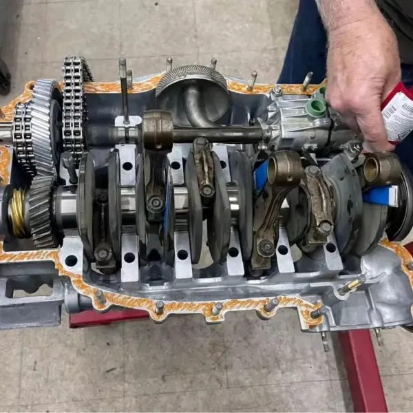 1984 Porsche 911 Engine - Image 2