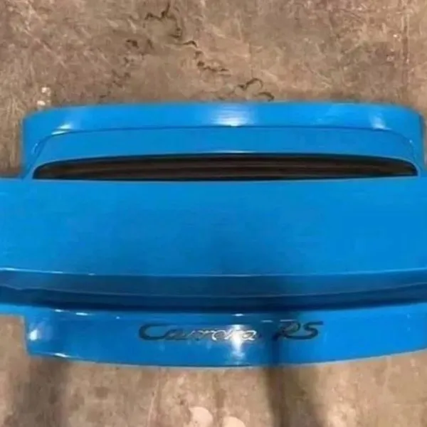 Porsche 911 wing