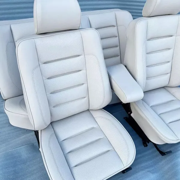 Mercedes W124 Seats - Image 2