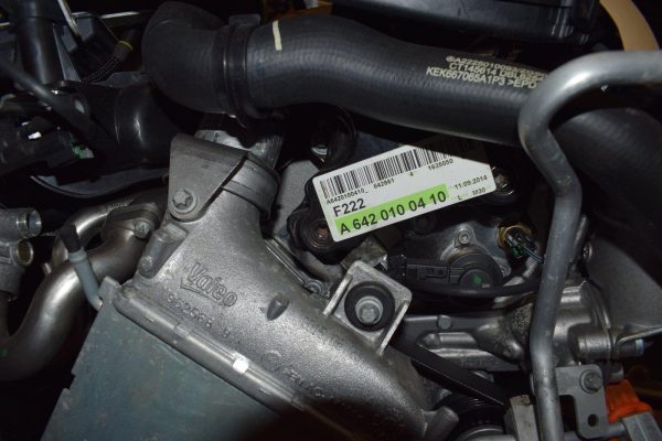 Mercedes S-Class 350d Engine - Image 3