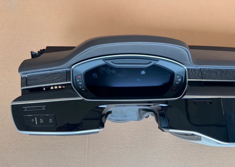 Audi A8 / S8 (4N) Dashboard in Brown Leather - Image 4