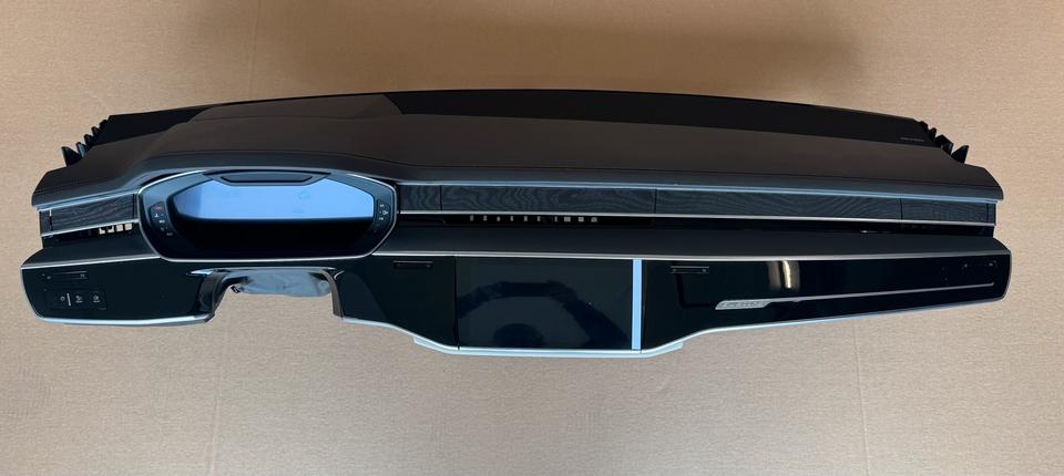 Audi A8 / S8 (4N) Dashboard in Brown Leather