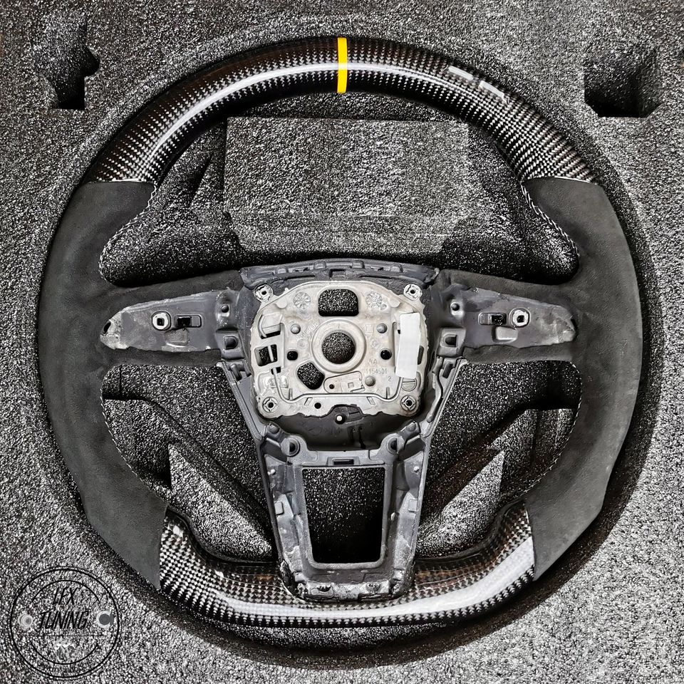 Audi A6/S6/RS6 & A7/S7 (C8/4K) LED Display Carbon Steering Wheel - Image 2
