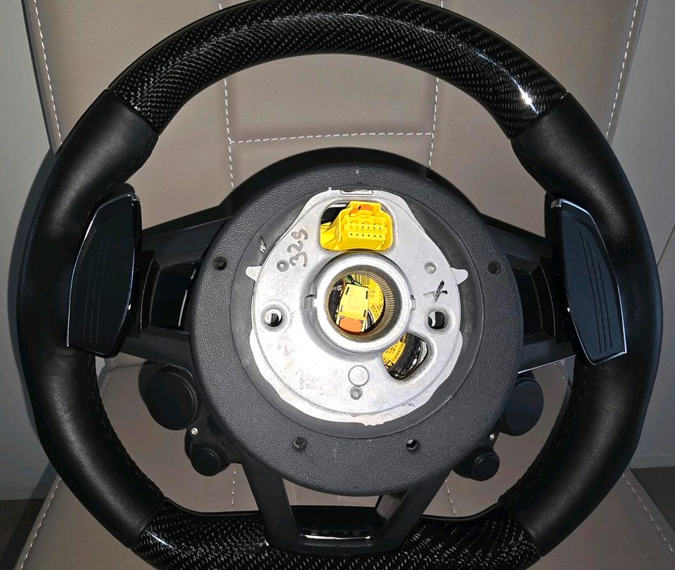 Audi R8 (4S) Full Carbon Performance Steering Wheel – COMPLETE ASSEMBLY - Image 4