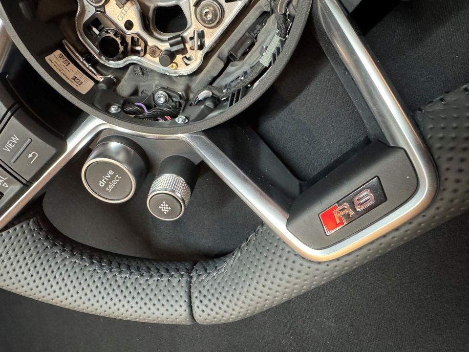 Audi R8 (4S) Perforated Leather Sport Steering Wheel (4S0.419.091 E) – NEW - Image 4