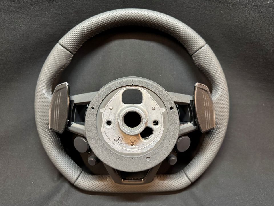 Audi R8 (4S) Perforated Leather Sport Steering Wheel (4S0.419.091 E) – NEW - Image 5