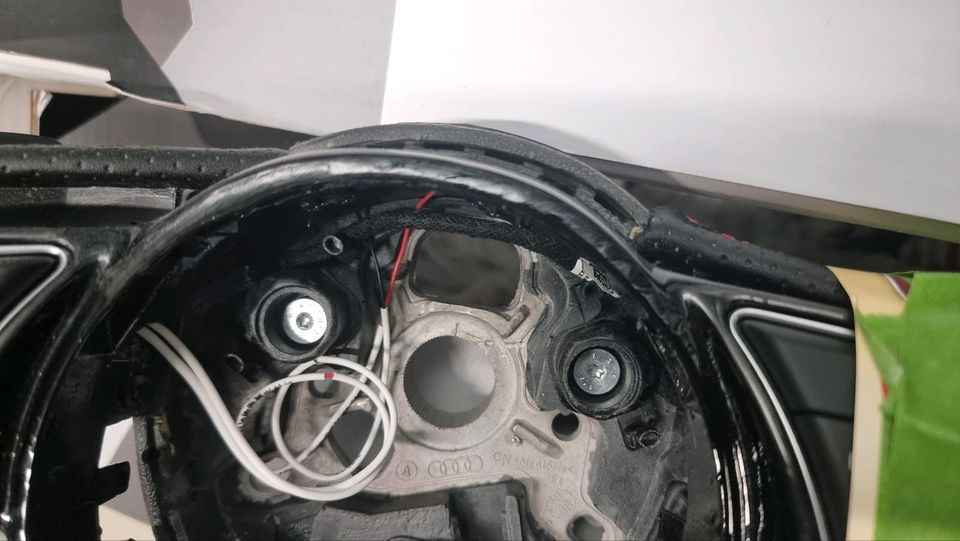 Audi RS3 (8V) Forged Carbon Steering Wheel – Paddles / Buttons / Airbag - Image 7