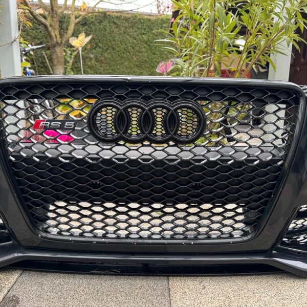 Audi RS5 (B8 8T VFL) Front Bumper with Grille & PDC