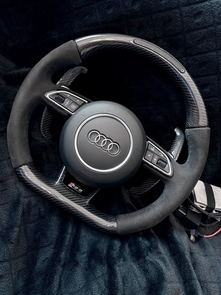 Audi RS6 (4G/C7) LED Shift Light Carbon & Alcantara Steering Wheel - Image 2