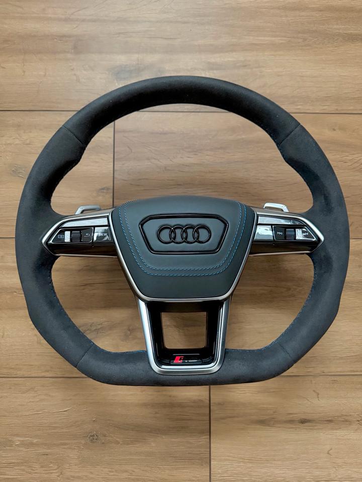 Audi RS6 Performance Alcantara Steering Wheel (RS3 8Y / RS4 B9)