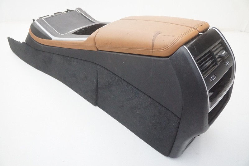 Center Console Armrest Cupholder OEM 51169108356 Bmw X5 X7 G07 2019-2026 *Note*