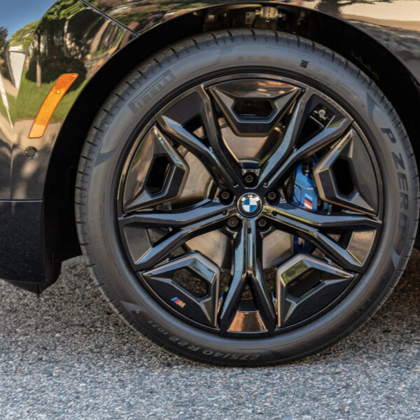 (Demo Car Wheels) 22" BMW iX I20 1023M M-Performance Wheels Set
