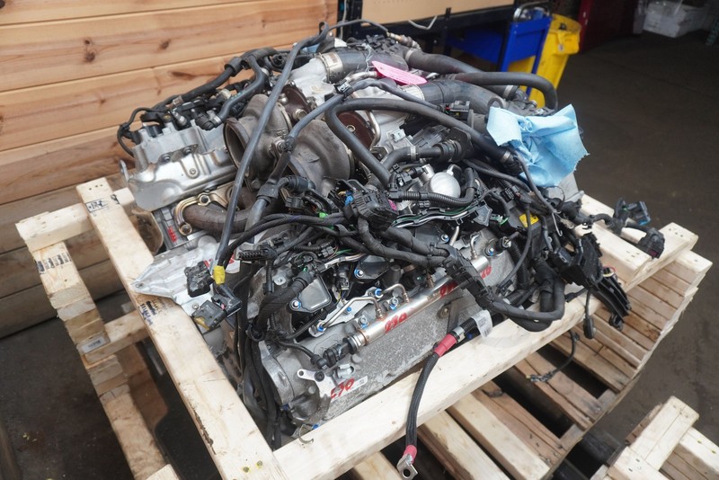Engine Motor BMW M850i 750i 550i X5 X6 X7 G05 G07 G11 G15 G30 11002458510 4.4 V8