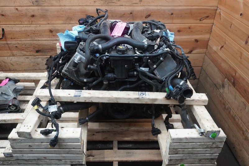 Engine Motor BMW M850i 750i 550i X5 X6 X7 G05 G07 G11 G15 G30 11002458510 4.4 V8