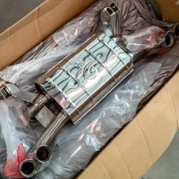 exhaust system 1992 Ferrari - Image 2