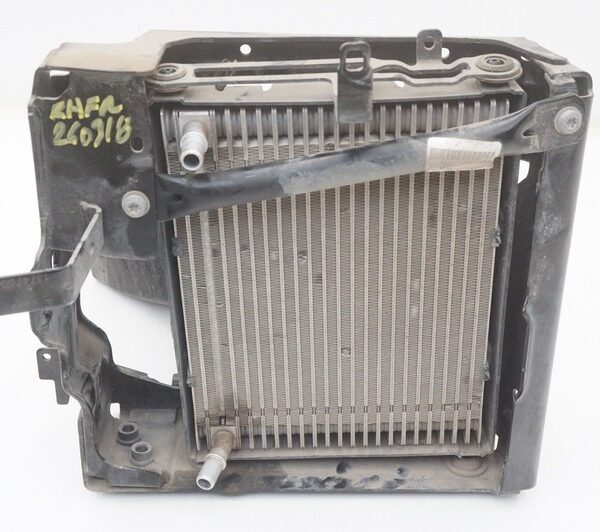 External Engine Oil Cooler Radiator Assembly OEM 17217887304 Bmw X5 XM G09 23-25