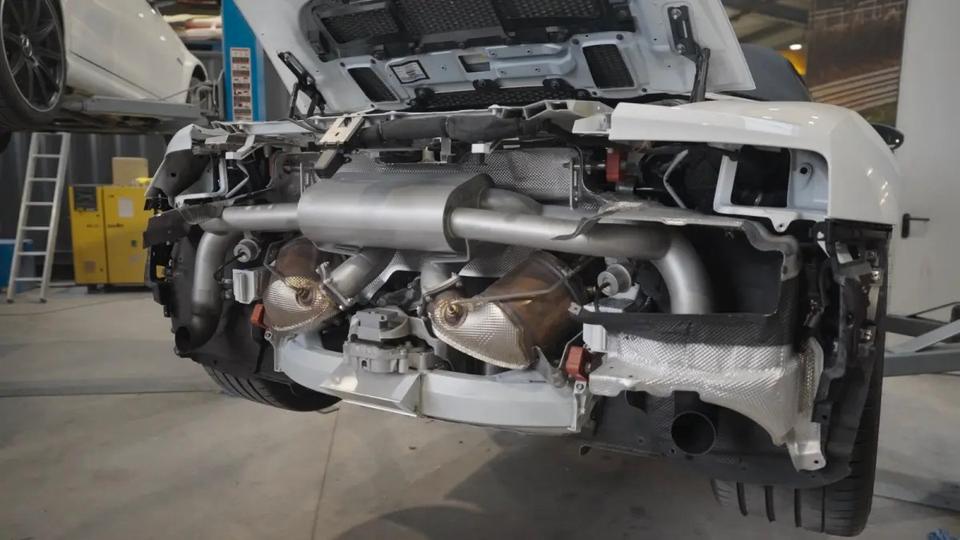 GRAIL Valved Exhaust System for Audi RS6 (C8) - Image 5