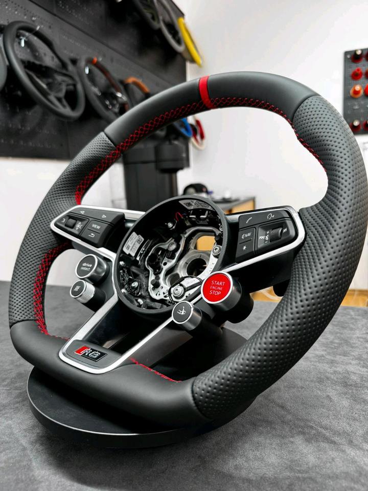 Audi R8 / TT RS / RS4 / RS5 / RS6 Performance Steering Wheel (Part No: 4S0.419.091 B)